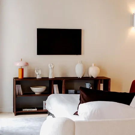 Babylon Marais Apartment *