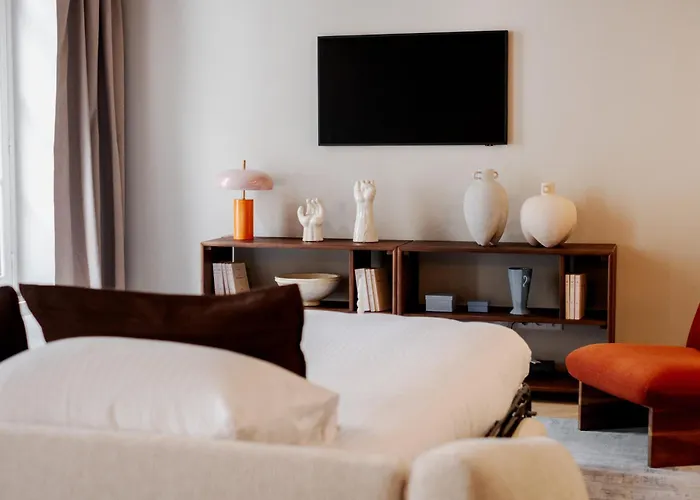 Babylon Marais Apartment