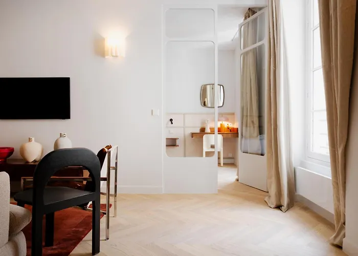 Babylon Marais Apartment